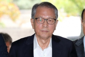 ‘실형’ 김기춘 “서울구치소 말고 동부구치소로 보내달라” 호소