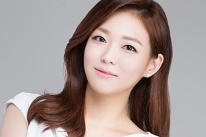 이다희 전 아나운서, CJ家 장남 이선호와 비공개 결혼 ‘누구?’