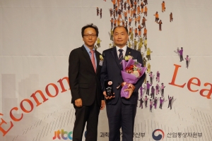 한정석 부천대 총장 ‘2018 대한민국 경제리더’ 사회공헌 경영부문 대상 수상