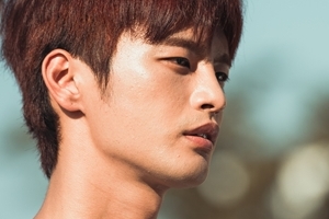 ‘하늘에서 내리는 일억개의 별’ 서인국, 정소민 바라보는 심상치 않은 눈빛