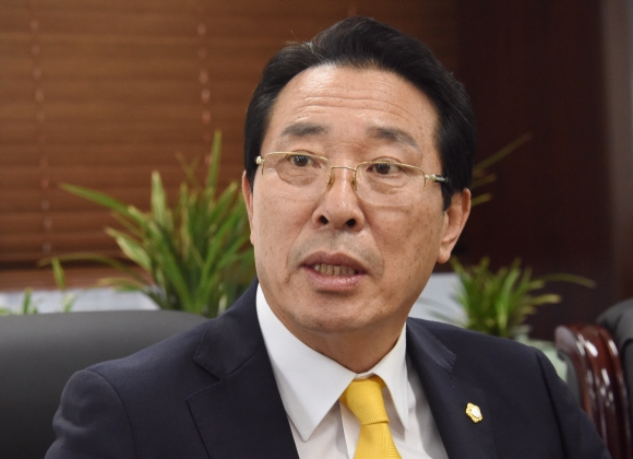 임인택 강동구의회 의장