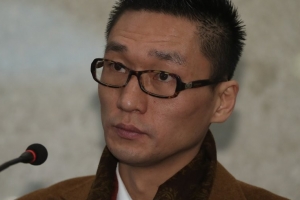 왕진진, 유흥업소 ‘서비스 1시간’ 요구하다 입건