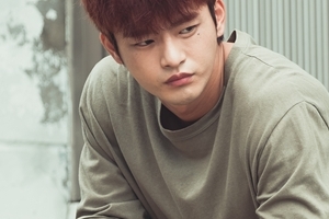 ‘일억개의 별’ 서인국, 정소민 향한 질투의 화신 “떨떠름 표정 포착”