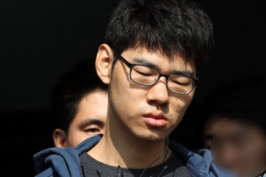 [서울포토] 얼굴 드러낸 ‘강서 PC방 살인’ 피의자 김성수