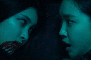 죽음을 부르는 소리…서영희, 손나은의 ‘여곡성’ 예고편