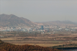 北 매체 “개성공단, 美승인대상 아냐…남측이 결단 내려야”