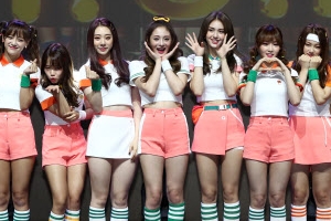 “뭉칠 때 더 빛나” 아이오아이(I.O.I), 재결합 논의 중 [종합]