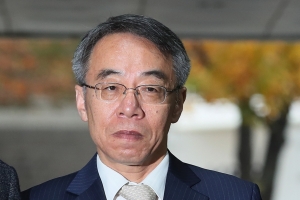 임종헌 ‘사법농단’ 1호 구속…법원 “범죄사실 상당 부분 소명”