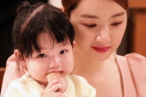 ‘동상이몽2’ 소이현♥인교진 딸 돌잔치, 소은의 돌잡이 선택은?