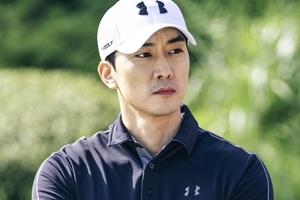 ‘플레이어’ 송승헌, 프로 골퍼로 변신..진지한 눈빛으로 완벽 스윙