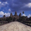 [강희정의 아시아의 美] 국기로 환생한 제국의 영화, 앙코르와트