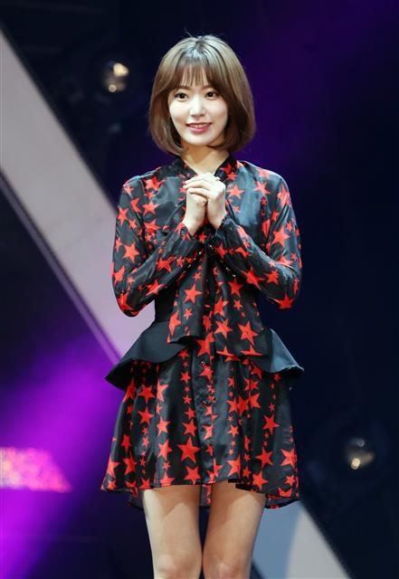 미야와키 사쿠라, 아이즈원 데뷔 너무 설레요