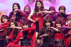 데뷔 아이즈원 “롤모델은 소녀시대… 1위 하면 코스프레 영상 공개할게요”