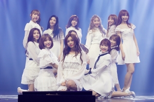 ‘프로듀스 48 국프’의 새 이름은 ‘위즈원’… 나코 “팬덤명 속에 아이즈원이 쏙”