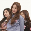 ‘주간아이돌’ 아이즈원, 데뷔 3일 만에 출연 ‘라비앙로즈’ 2배속 댄스
