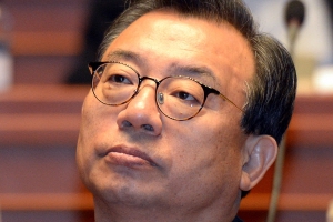 ‘KBS 세월호 보도 개입’ 이정현, 1심 불복해 항소