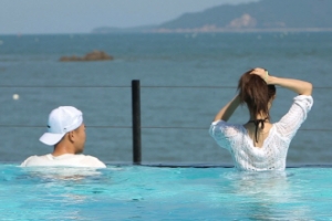 ‘연애의 맛’ 김종민♥황미나, 첫 여행서 찾아온 위기 ‘모닝 수영 후..’