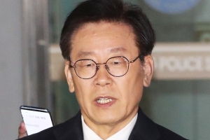 이재명 경기도지사 ‘형님 강제 입원’ 기소에 “경찰, 정치편향적 사건조작…검찰에 고발”