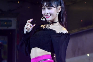 [포토] ‘숨막히는’ 트와이스 모모, 시선압도
