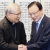이해찬 만난 염수정 추기경 “교황 방북하면 동행”