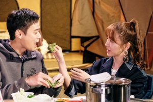 ‘설렘주의보’ 천정명-윤은혜, 글램핑 데이트 “시작부터 불붙은 로맨스”