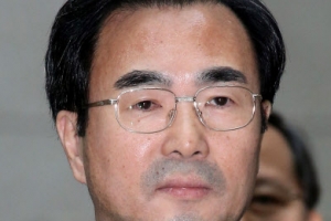 검찰, 차한성 전 대법관 소환 조사