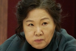 ‘나인룸’ 김희선-김영광-김해숙, 안석환에 시선고정 ‘미묘한 기류’