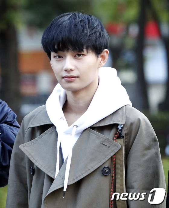 김용국 사과