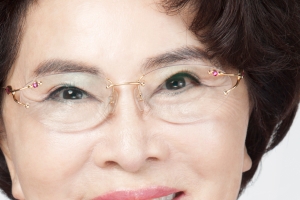 장애인 지원 이길여 가천대 총장 성남시장 표창패 받아