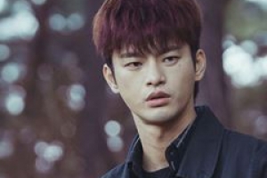 ‘일억개의 별’ 서인국, 절벽 위 위태로운 모습 포착 ‘충격 눈빛’