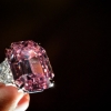 최상등급 핑크 다이아몬드의 자태...크리스티 경매서 최고가 경신