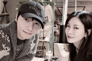 이상우♥김소연, 달달한 카페 데이트 포착 ‘행복한 미소’