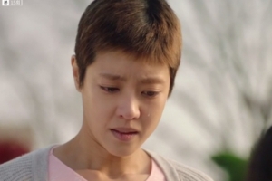 ‘제3의 매력’ 이윤지, 항암치료 연기 위해 ‘삭발’ 투혼