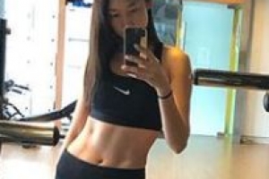 ‘전현무 ♥’ 한혜진, 군살 제로 탄탄 복근 공개 ‘역시 톱모델’