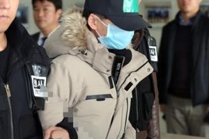 ‘추락사 중학생’ 패딩점퍼, 경찰 압수…유족에 반환키로