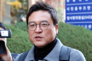 ‘김혜경 고발한 의뢰인 신상공개’ 이정렬 변호사, 벌금 500만원