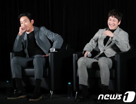 ‘PMC : 더 벙커’ 하정우 이선균