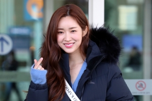 “패션 워너비” 차정원, 시선집중 공항패션 ‘발끝까지 완벽 스타일링’