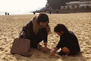 이보영과 딸의 행복한 모습 바라보는 지성 ‘훈훈한 가족’