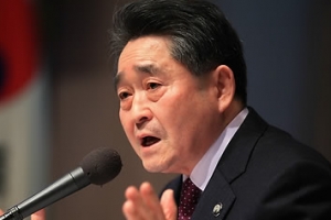 법원, ‘5·18 北배후설’ 지만원에 “역사적 사실 정면 부정”