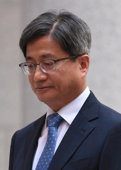 김명수 대법원장