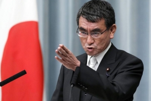 일본 외무상 “한국, 역사 바꿔 쓸 수 없다” 적반하장 발언