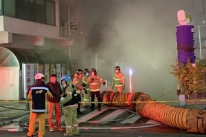 수원 상가 화재로 PC방 250여명 대피…소방당국 “35명 부상”