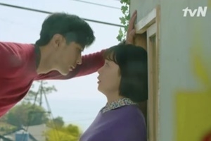 ‘톱스타 유백이’ 김지석의 ‘심쿵’ 엔딩 “네가 들어온 거야”