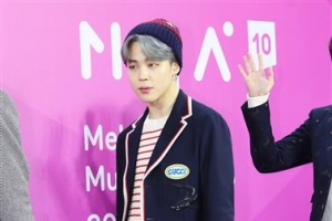 [2018 멜론뮤직어워드] 방탄소년단, 카카오 핫스타상 수상… 지민 “이 상은 핫아미상”