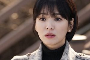 ‘남자친구’ 송혜교♥박보검 바닷가 만남 포착 ‘상반된 표정’