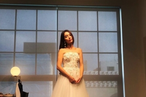 ‘운명과 분노’ 이민정, 웨딩드레스 자태 공개 “스포일러? 결혼?”