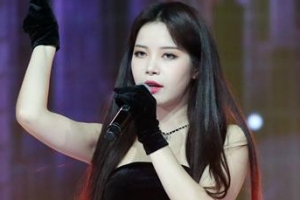 [포토] 마마무 솔라, 하트 뿅!