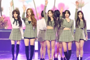 러블리즈, V앱 생방송 욕설 논란 사과…“부주의했다”