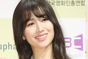 박하선, 출산 후 첫 공식석상 ‘변함없는 꽃미모’